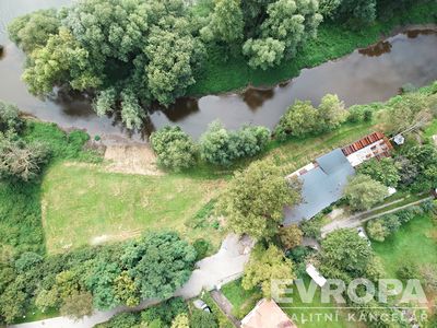 Prodej stavebního pozemku 2061 m²