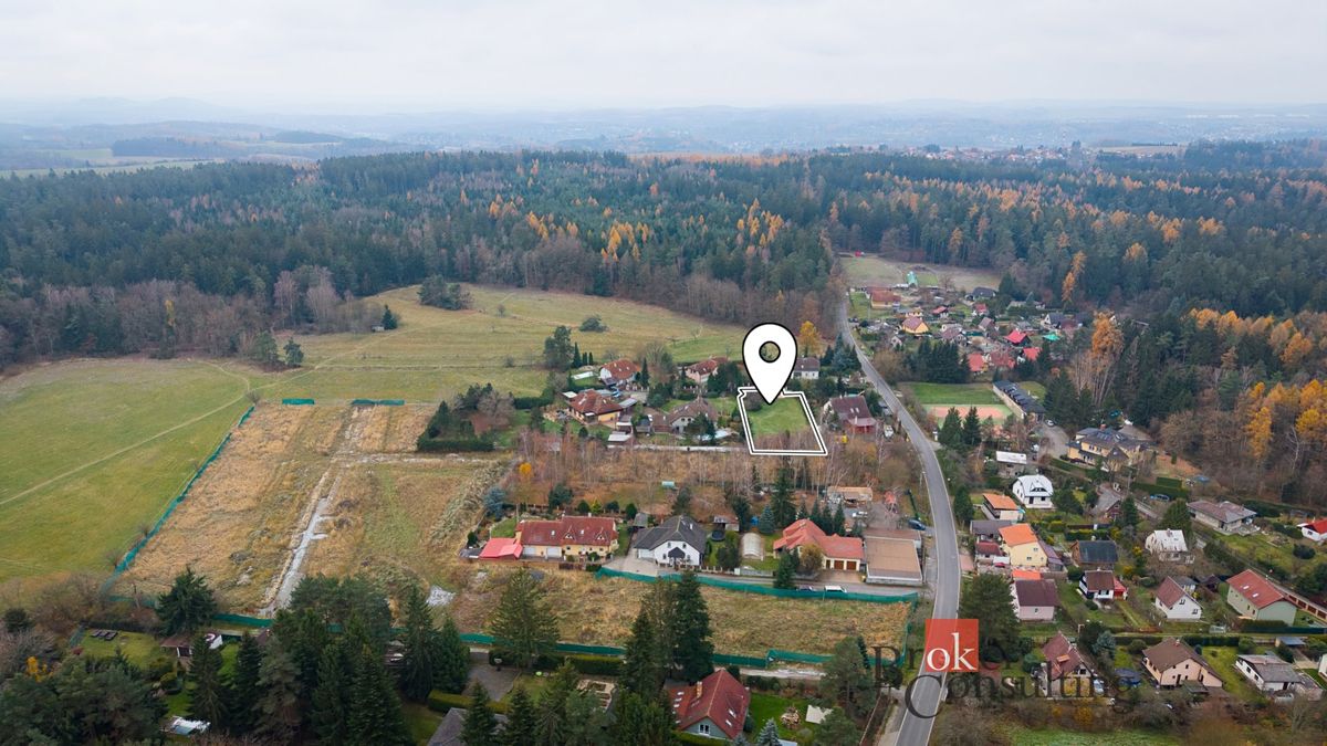 Prodej stavebního pozemku 1306 m² – fotografie 4