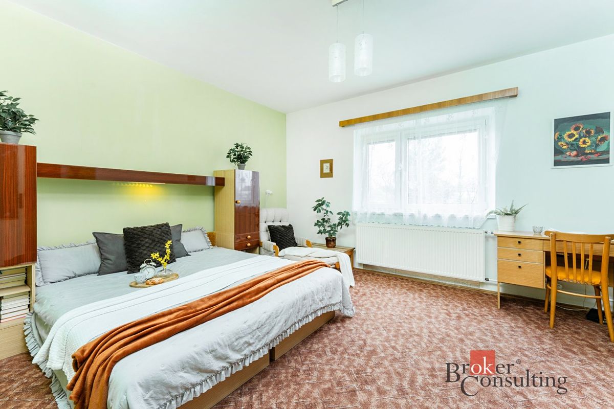 Prodej rodinného domu 146 m², pozemek 613 m² – fotografie 3