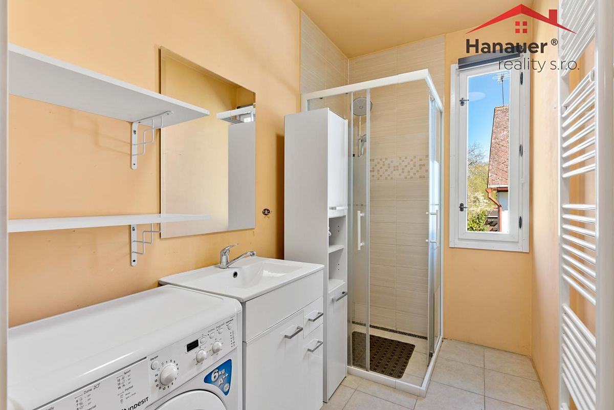 Prodej rodinného domu 118 m², pozemek 593 m² – fotografie 4