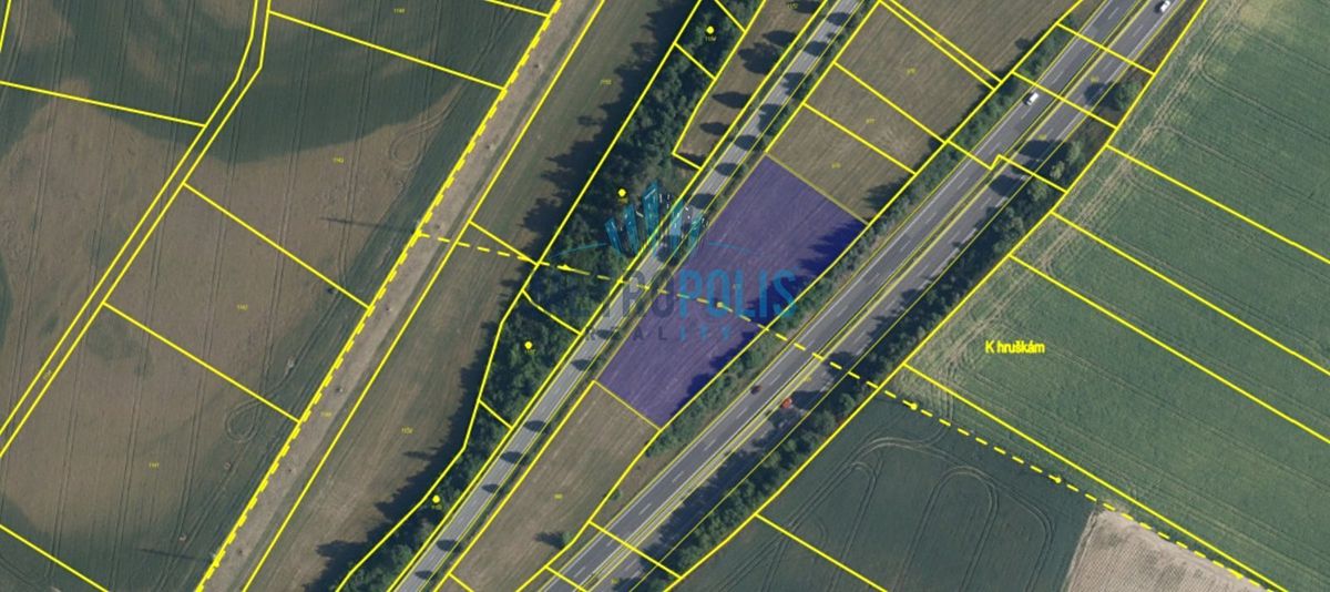 Prodej komerčního pozemku 4661 m²
