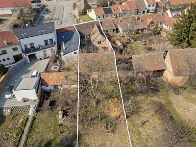 Prodej  stavebního pozemku 1 594 m²