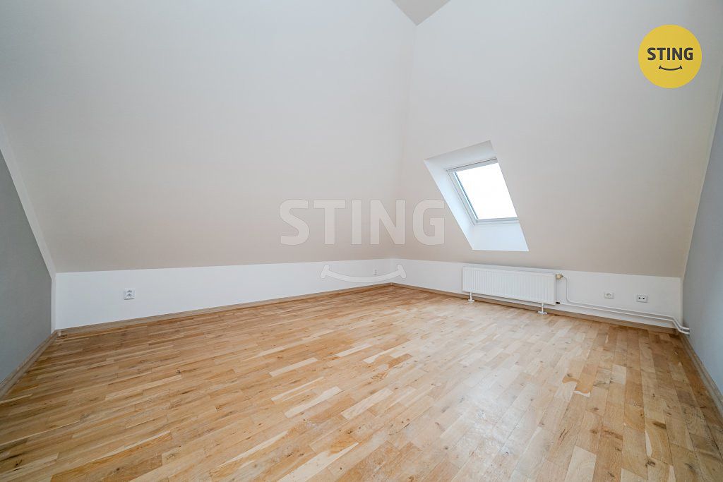 Pronájem bytu 3+1 100 m² – fotografie 4