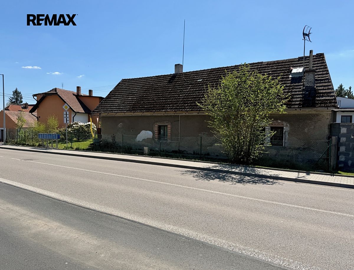 Prodej rodinného domu 204 m², pozemek 374 m² – fotografie 5