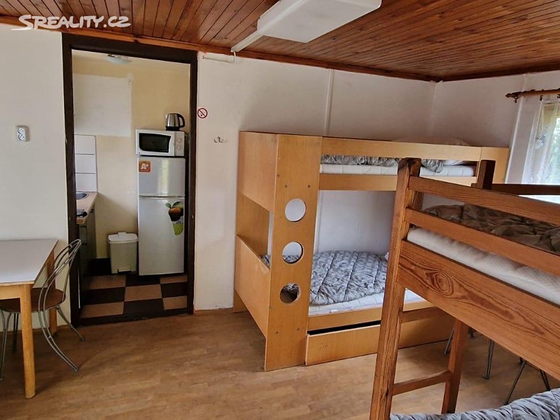 Prodej ubytovacího zařízení 170 m² – další