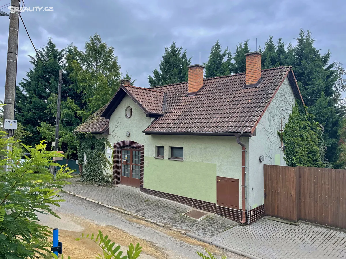 Prodej rodinného domu 118 m², pozemek 459 m² – pohled 2