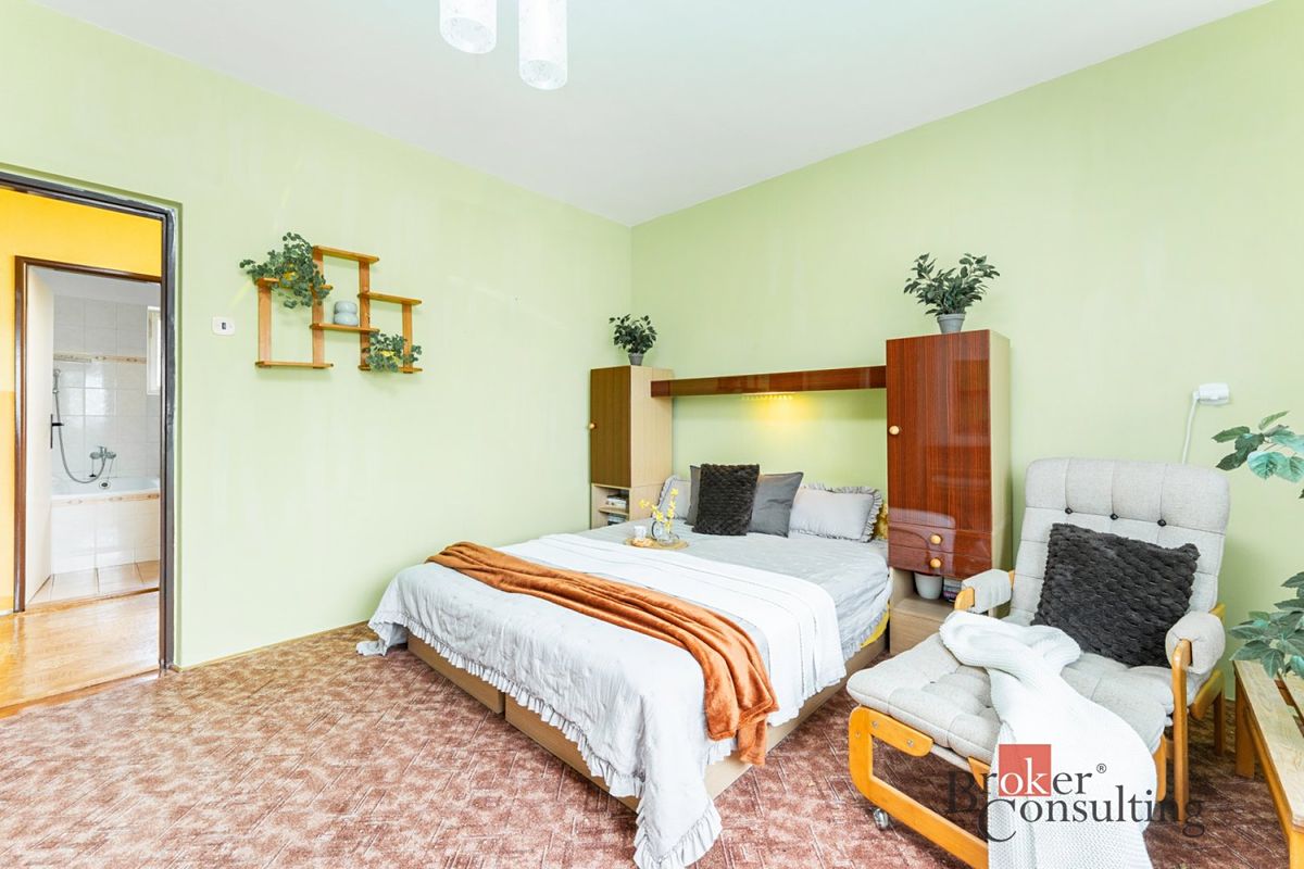 Prodej rodinného domu 146 m², pozemek 613 m² – fotografie 4