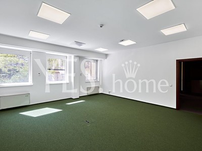 Pronájem kanceláře 37 m² — photo 2