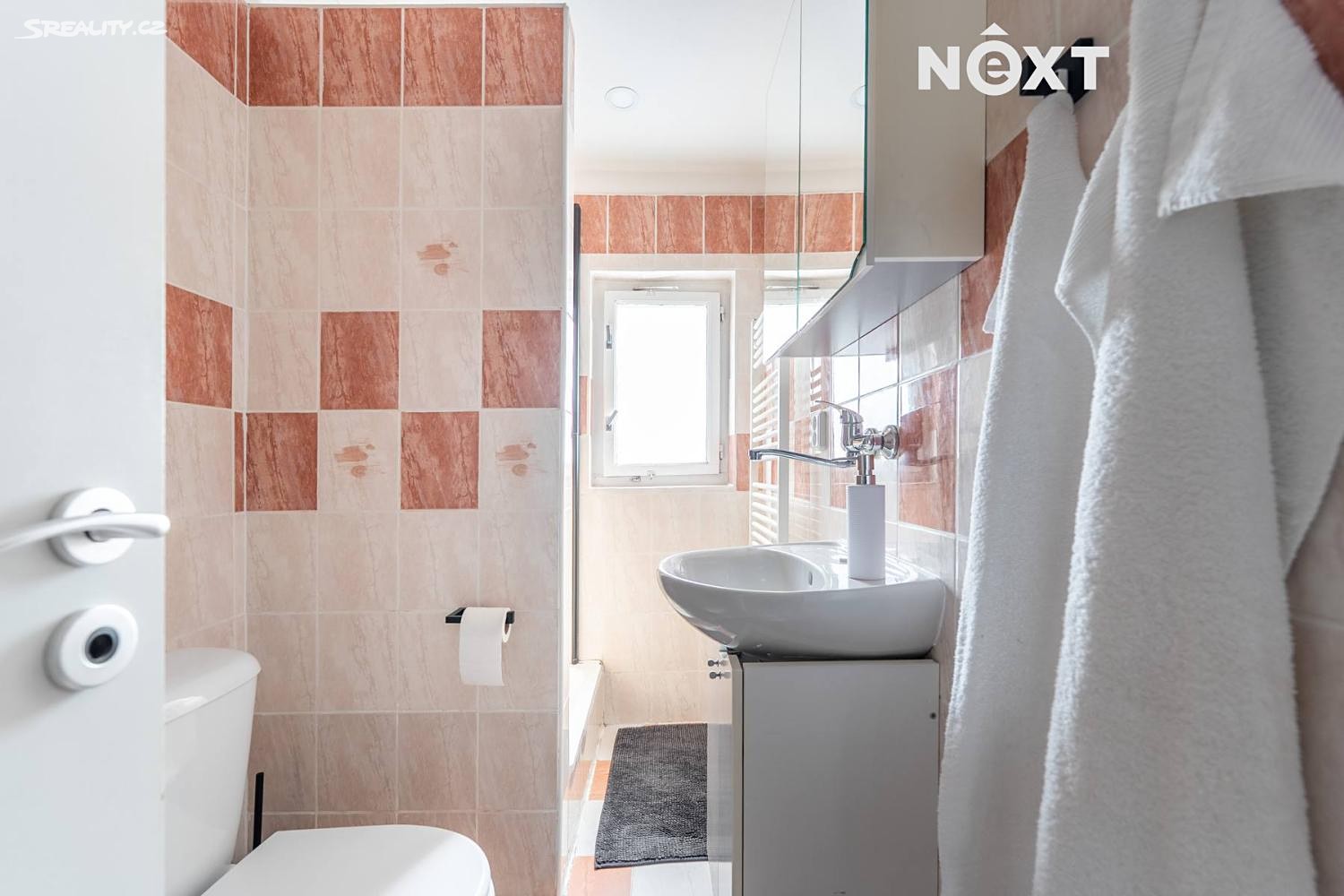 Prodej  rodinného domu 200 m², pozemek 2 444 m² – další