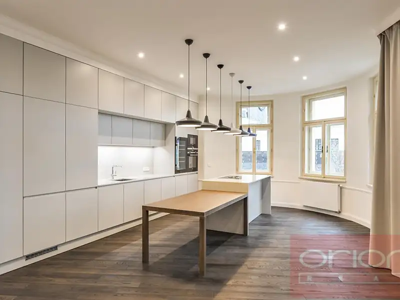 Pronájem bytu 4+kk 167 m², Praha – náhled fotky 3