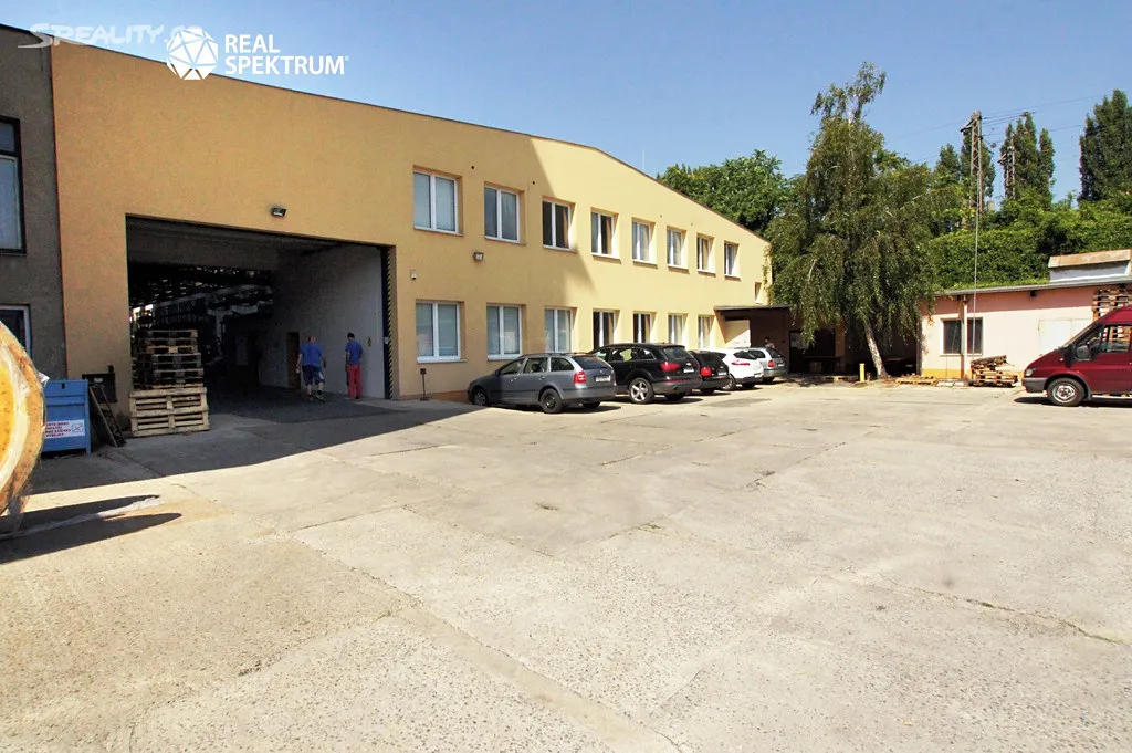Pronájem výrobní haly, prostoru 3047 m² – pohled 5