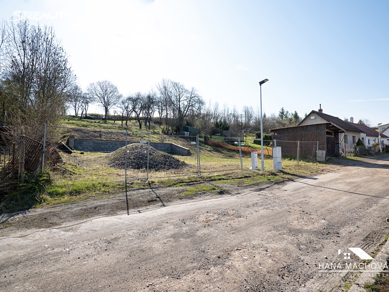 Prodej  stavebního pozemku 8 371 m² - Prikaz 5