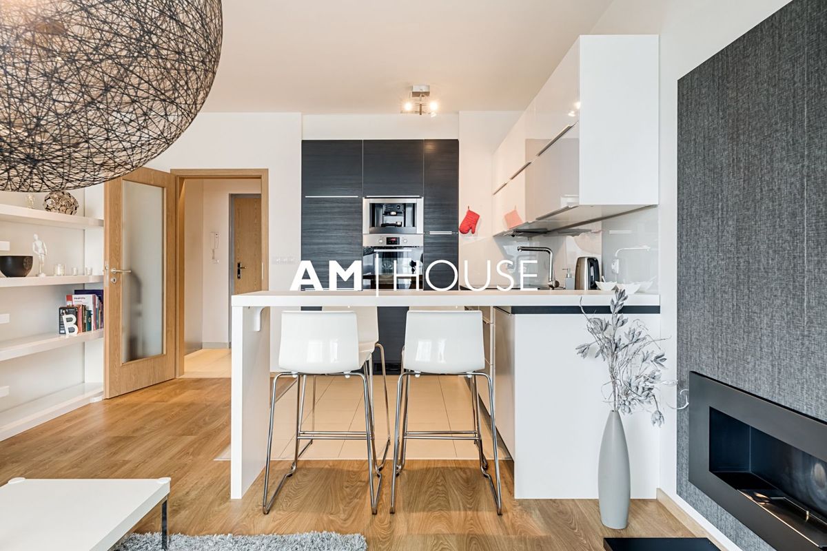 Pronájem bytu 2+kk 55 m²