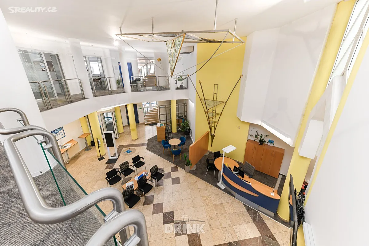 Pronájem kanceláře 317 m² – pohled 5