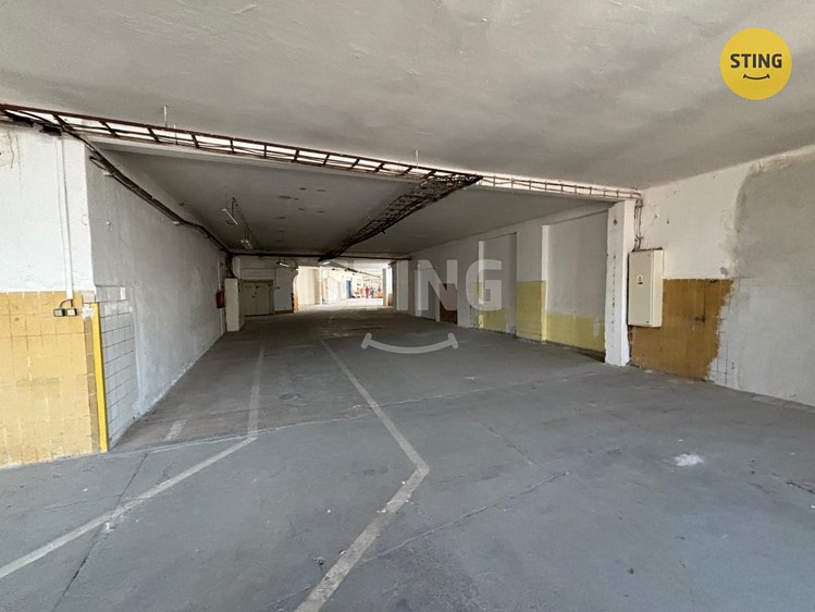 Pronájem komerčního prostoru, 566 m² (10 z 13)