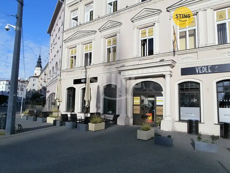Pronájem kanceláře 206 m², Opava – náhled fotky 1