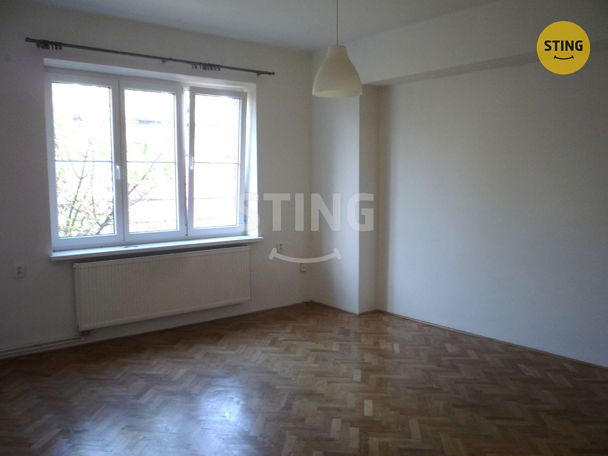 Pronájem bytu 2+1 84 m² – fotografie 5