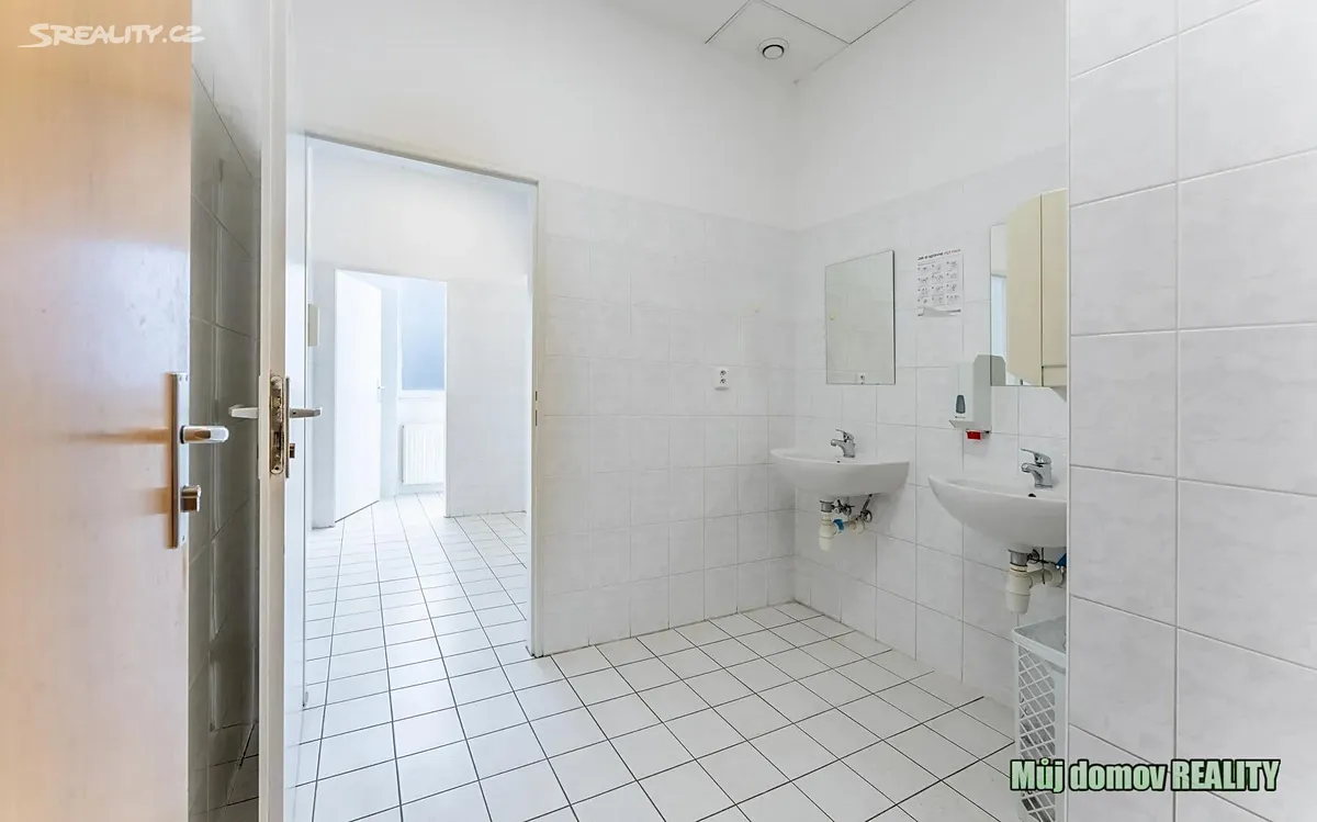 Pronájem kanceláře 50 m² – další