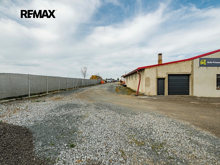 Prodej komerčního prostoru, 2 100 m² (7 z 27)