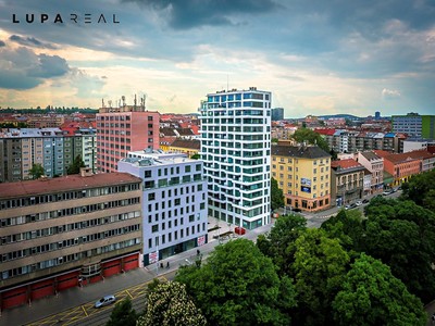 Pronájem bytu 3+kk 80 m²
