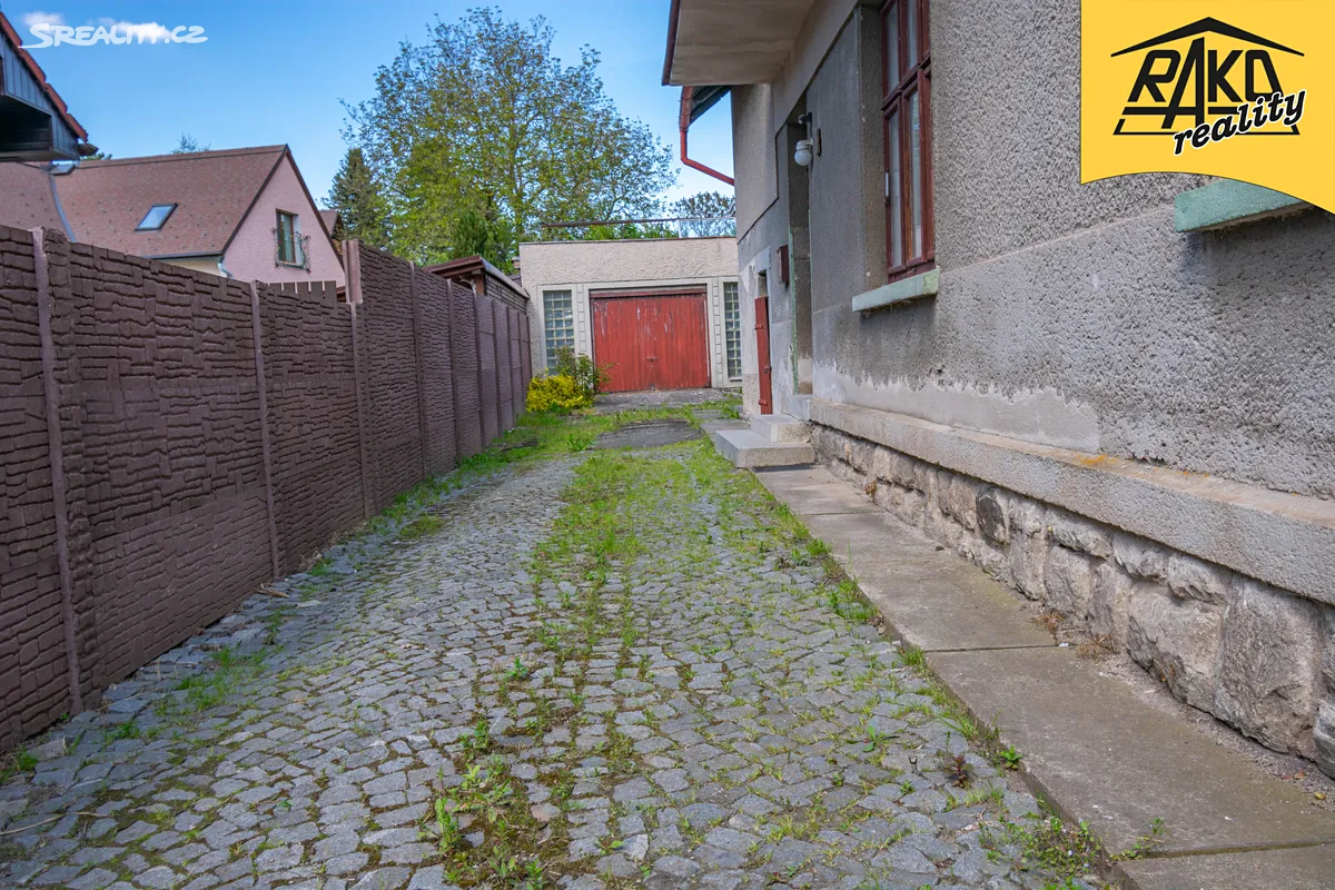 Prodej rodinného domu 310 m², pozemek 664 m² – další