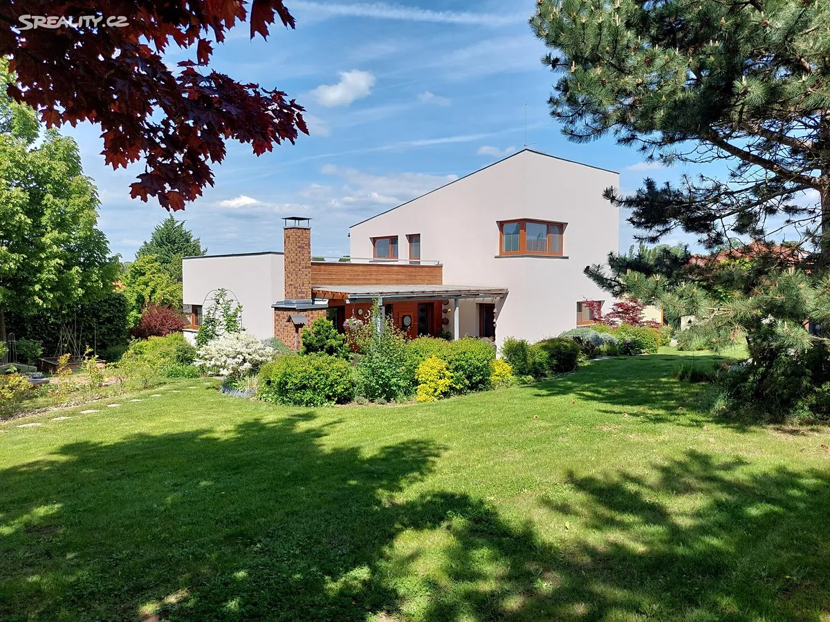 Prodej rodinného domu 144 m², pozemek 927 m², Zdiby