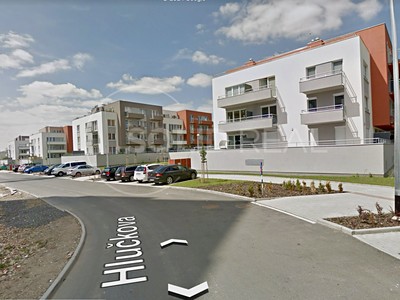 Pronájem garáže 15 m²