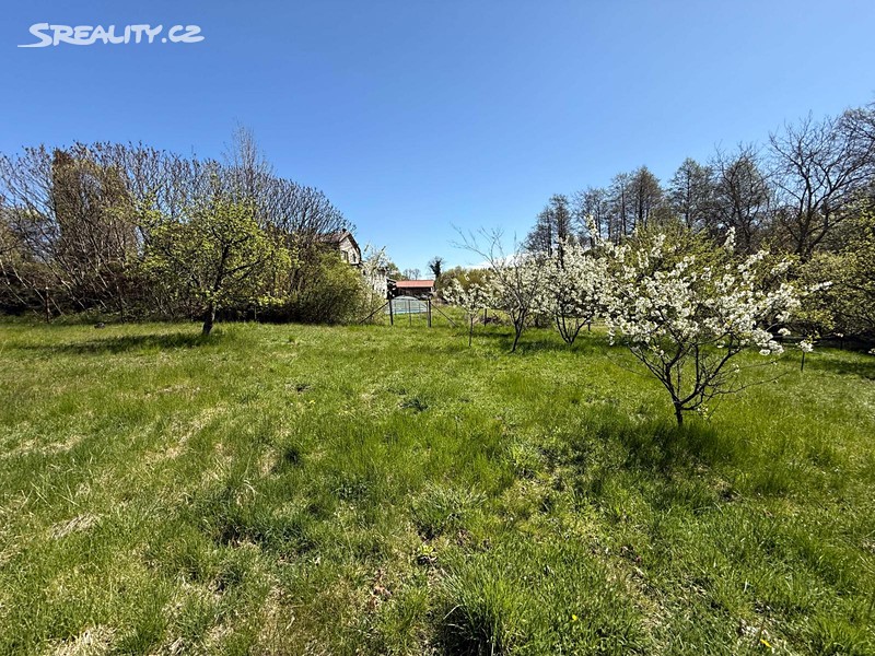 Prodej  stavebního pozemku 3 332 m² – pohled 3