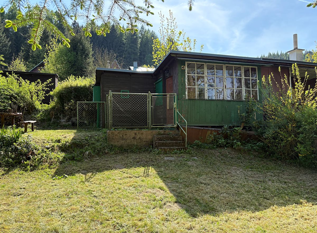 Prodej chaty 38 m², pozemek 218 m²