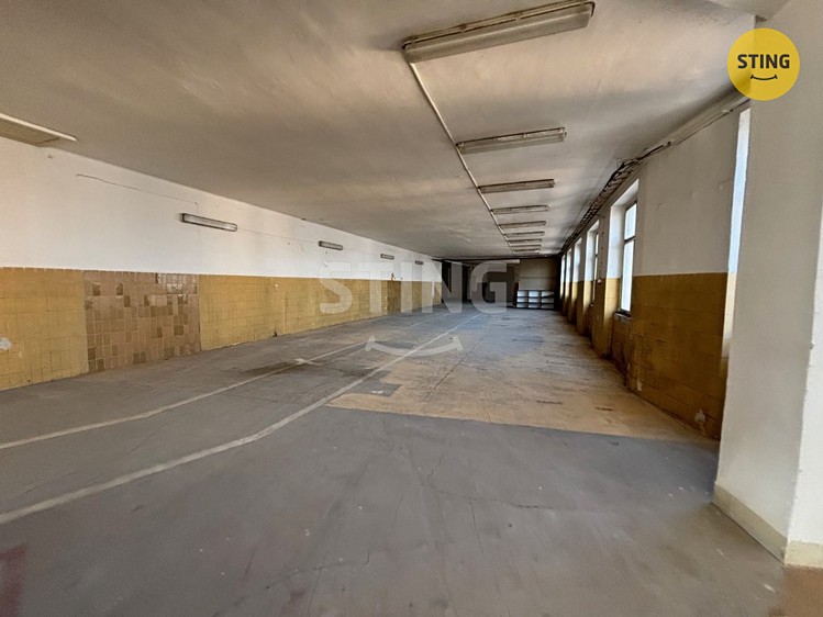 Pronájem komerčního prostoru, 566 m² (8 z 13)