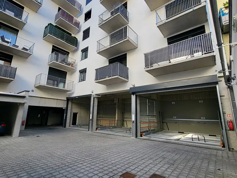 Pronájem garážového stání 12 m², Brno – náhled fotky 3