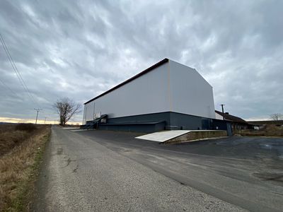 Pronájem skladového prostoru 1126 m²