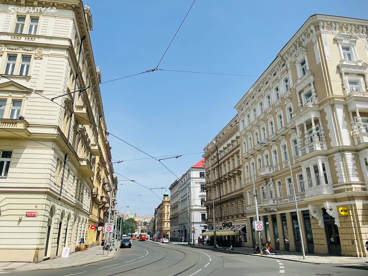 Prodej činžovního domu 2000 m² – pohled 3