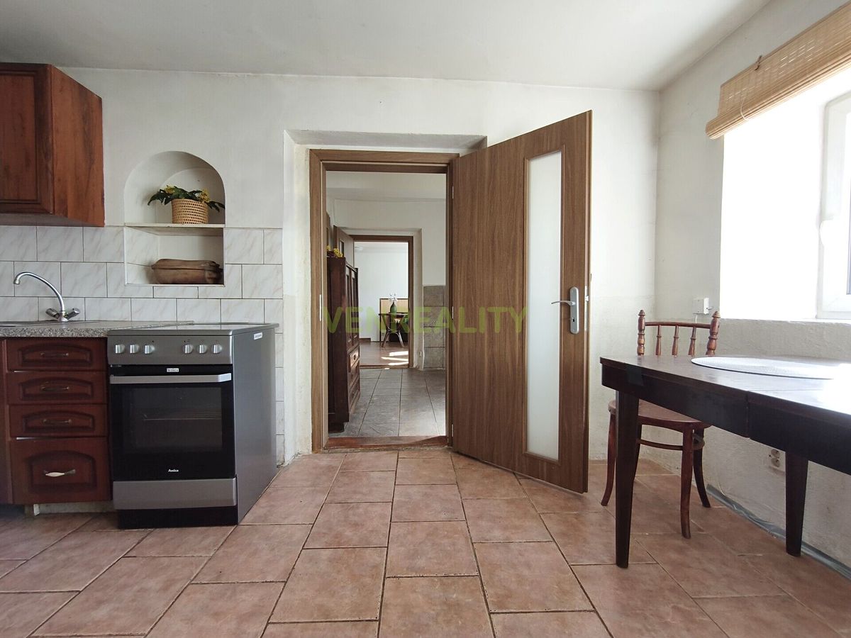 Prodej rodinného domu 80 m², pozemek 1069 m² – fotografie 5