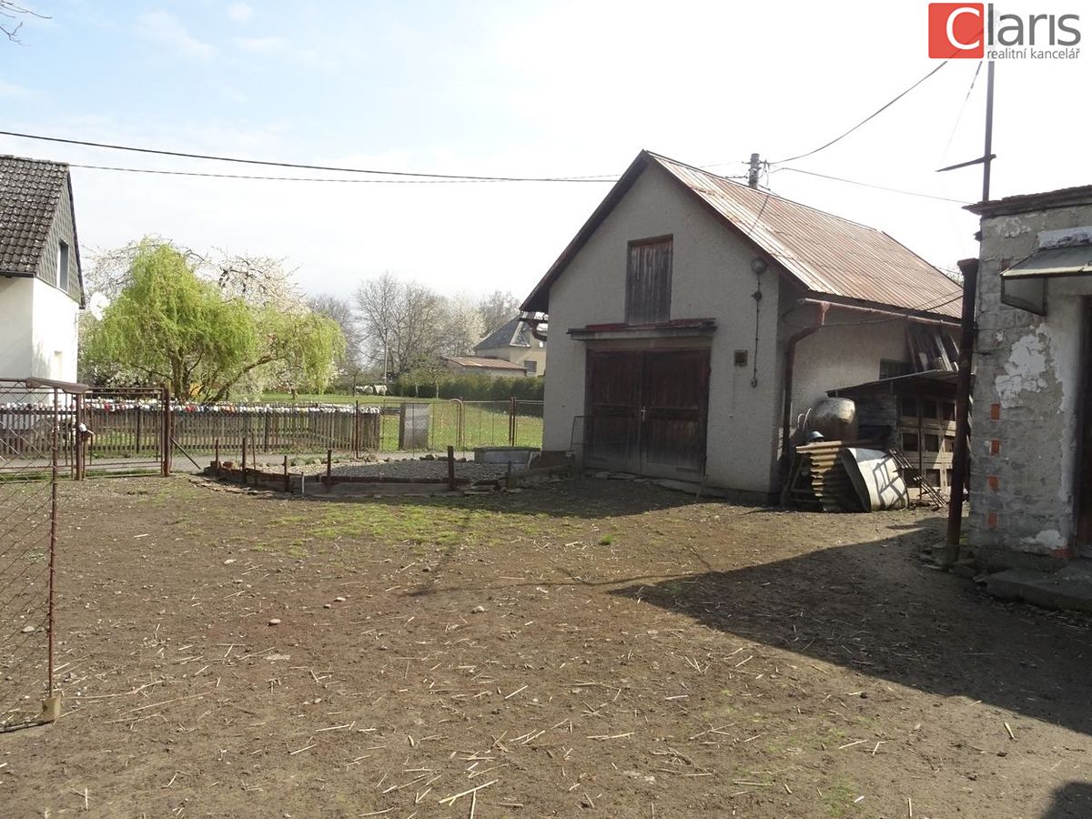 Prodej stavebního pozemku 999 m² – fotografie 3