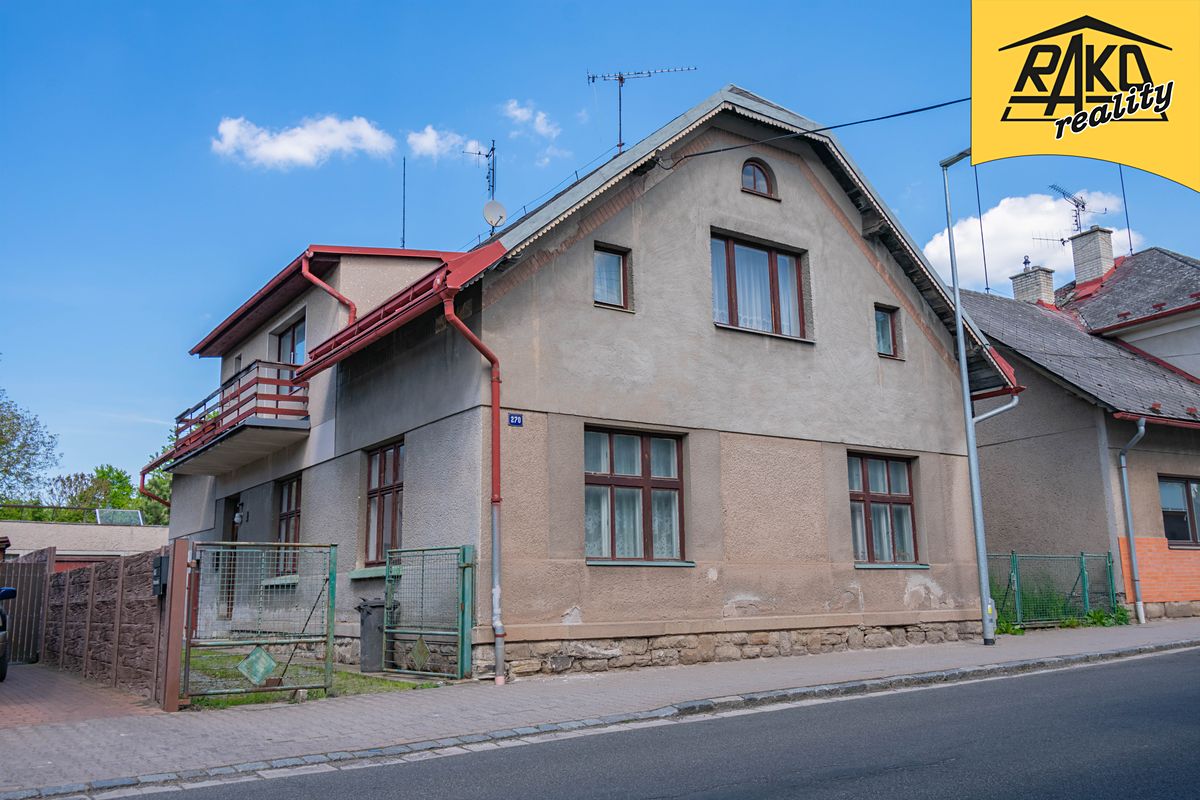Prodej rodinného domu 310 m², pozemek 664 m²