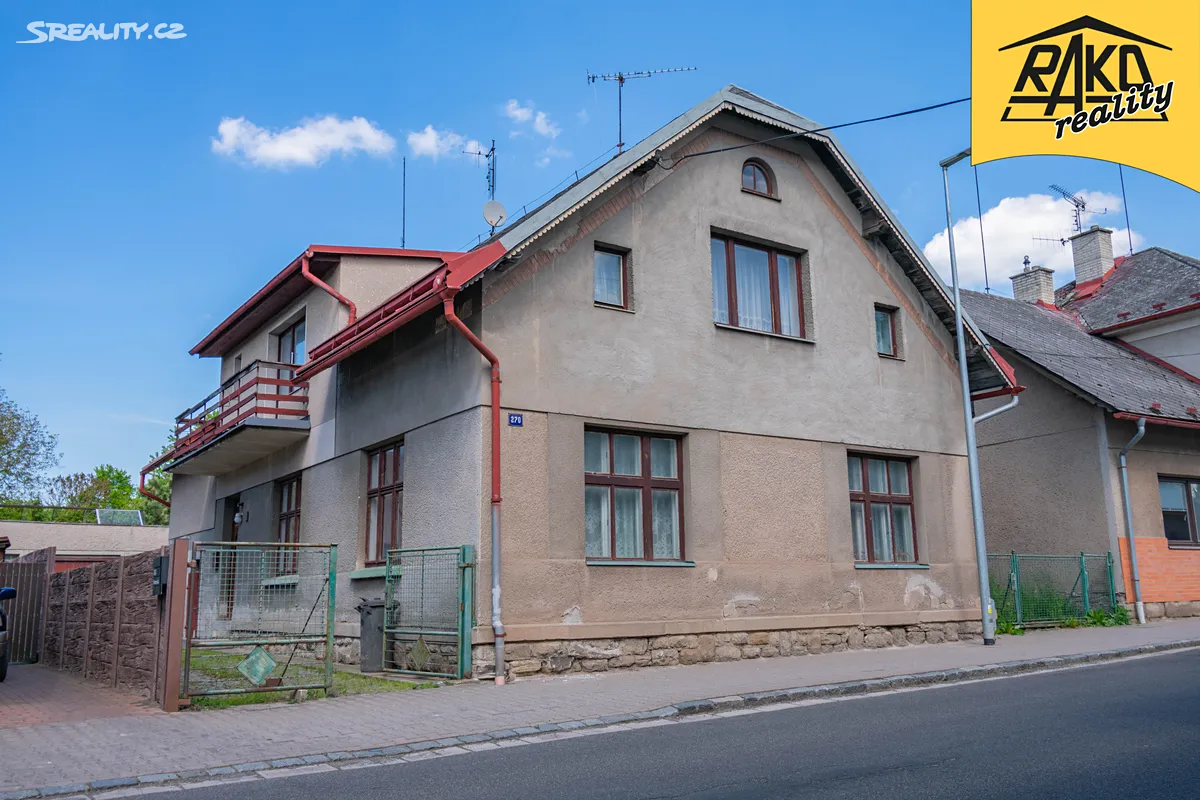 Prodej rodinného domu 310 m², pozemek 664 m²