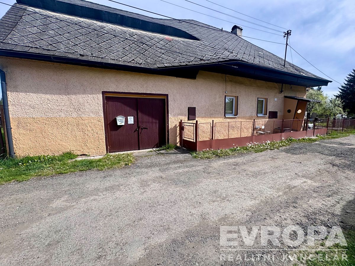 Prodej rodinného domu 105 m², pozemek 203 m² – fotografie 3