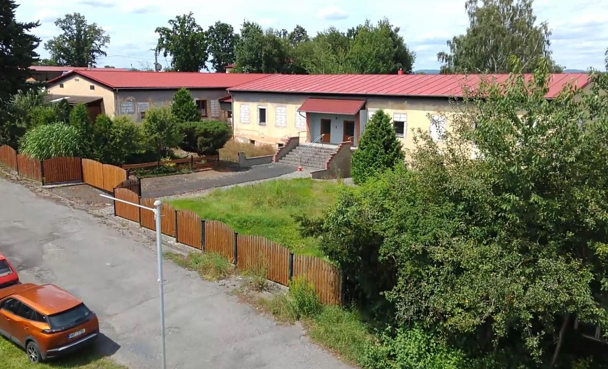 Prodej vícegeneračního domu 730 m², pozemek 2759 m²