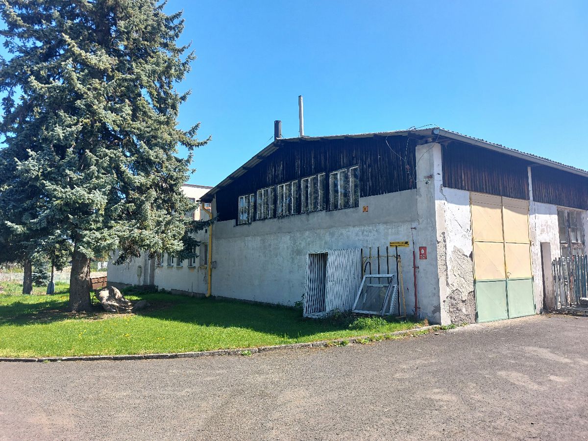 Prodej skladového prostoru 621 m²