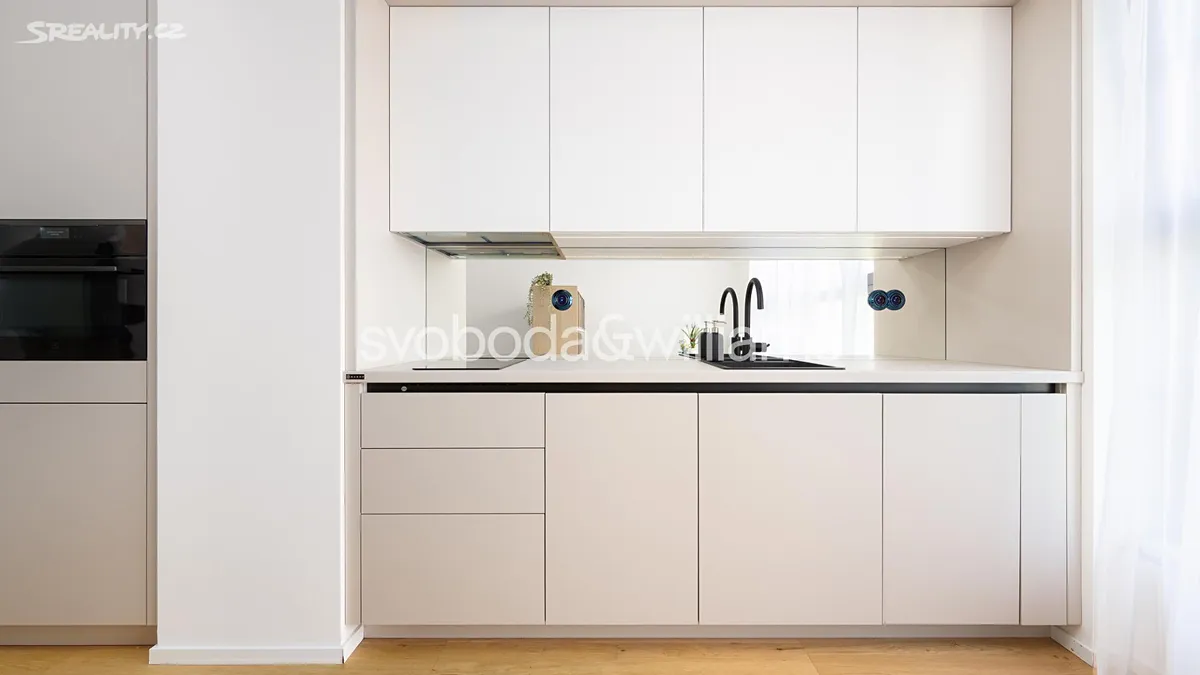 Pronájem bytu 1+kk 24 m² – pohled 3