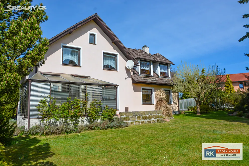 Prodej rodinného domu 240 m², pozemek 1650 m², Nový Bor