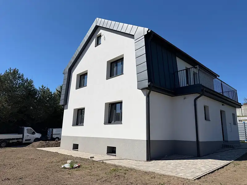 Prodej rodinného domu 340 m², pozemek 873 m², Chrastava – náhled fotky 1