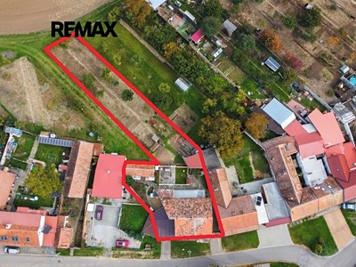 Prodej  vícegeneračního domu 185 m², pozemek 990 m² — photo 4