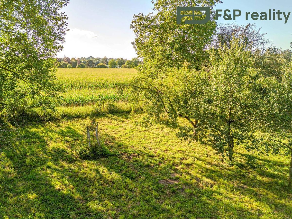 Prodej stavebního pozemku 1408 m²