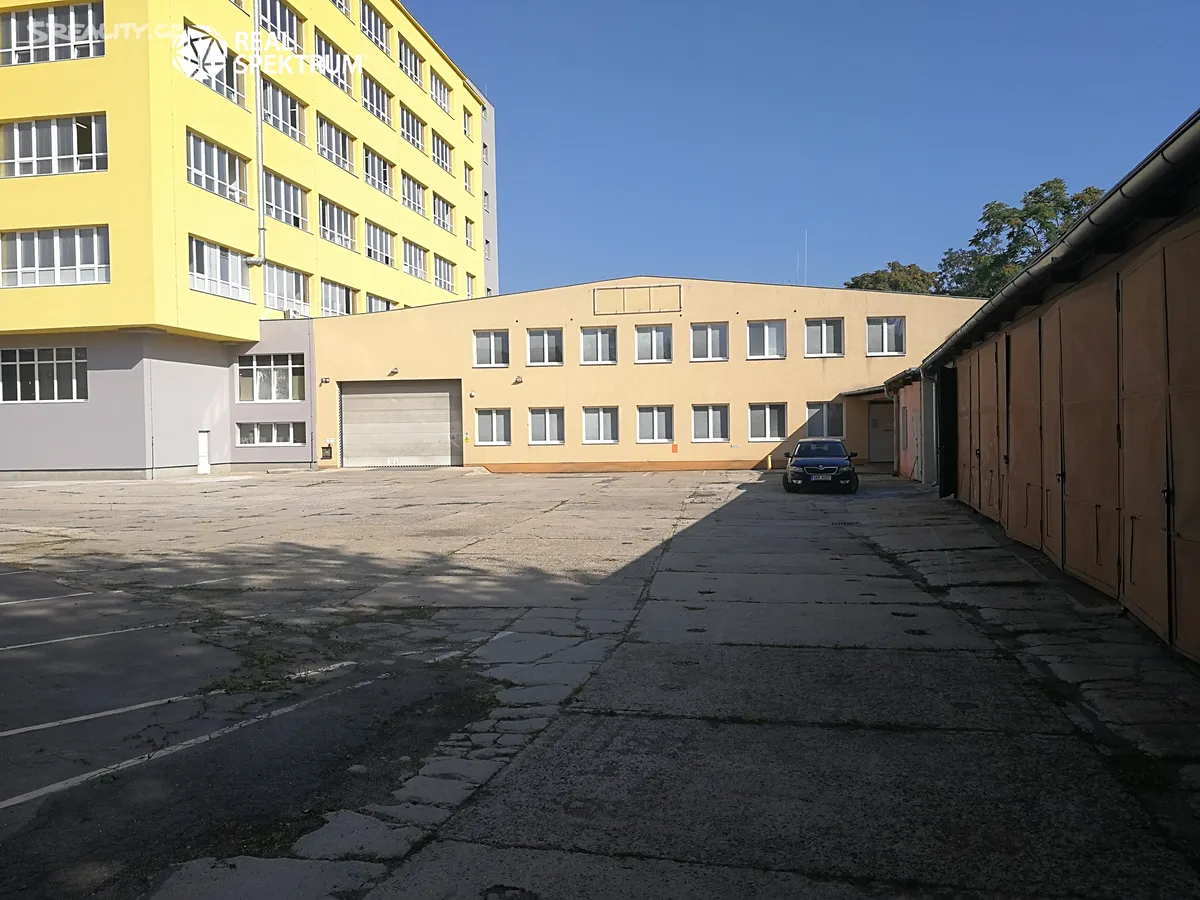 Pronájem výrobní haly, prostoru 3047 m² – pohled 6