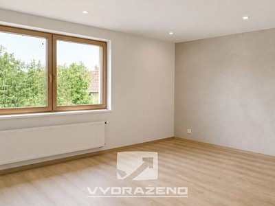 Prodej  rodinného domu 250 m², pozemek 132 m² — photo 3