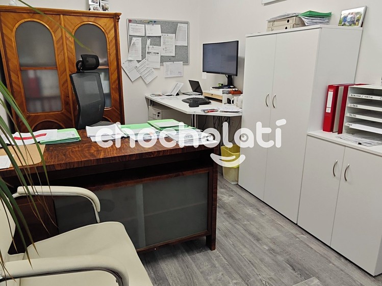 Комерційне приміщення на продаж, 157 м² (14 з 47)
