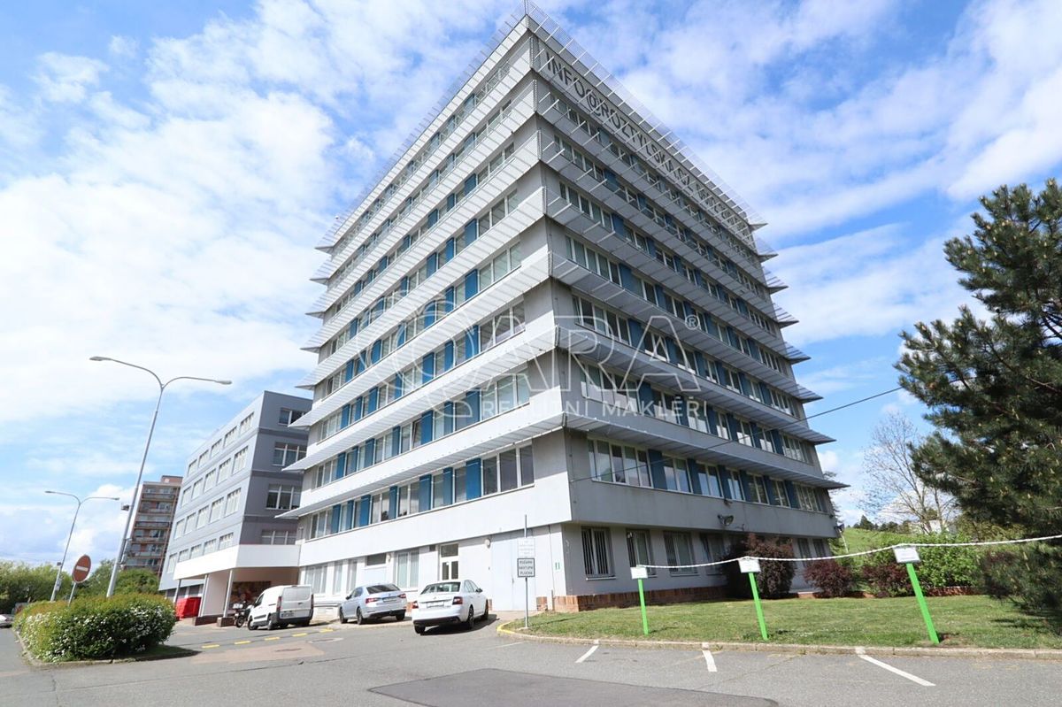Pronájem kanceláře 35 m²