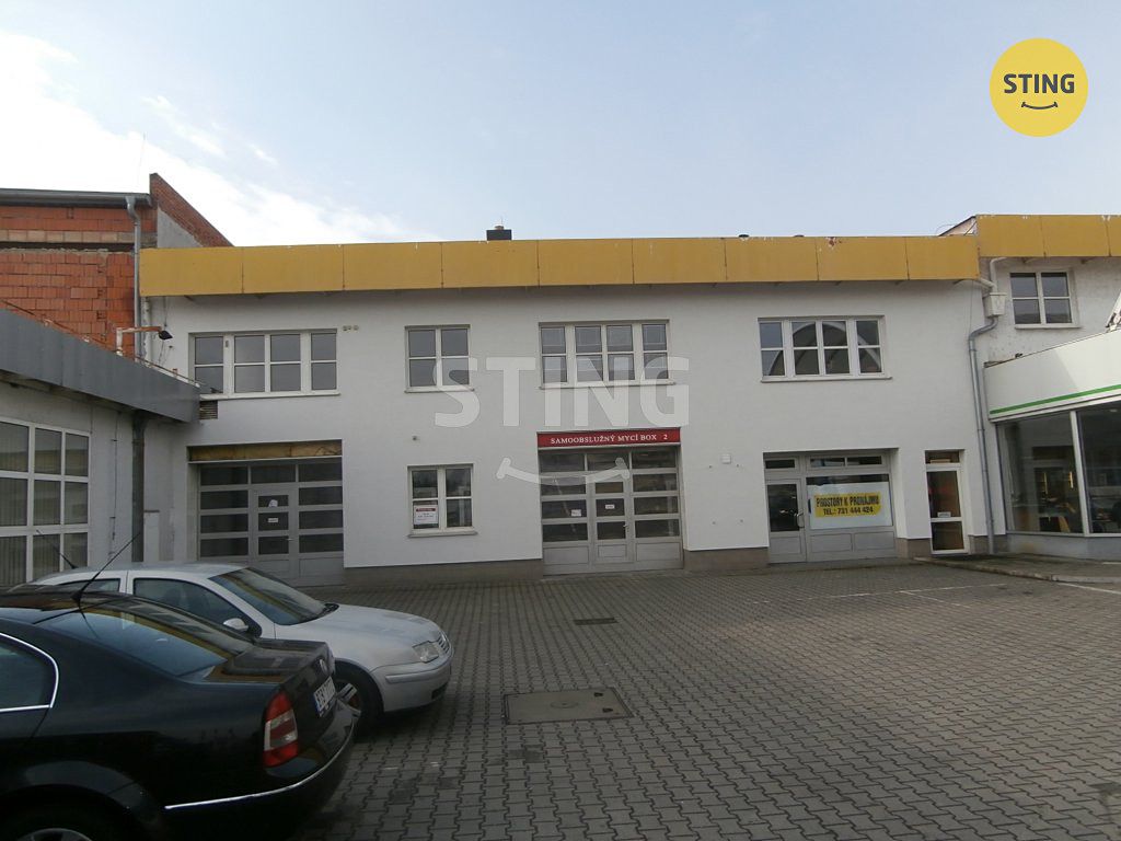Pronájem kanceláře 412 m² – fotografie 3